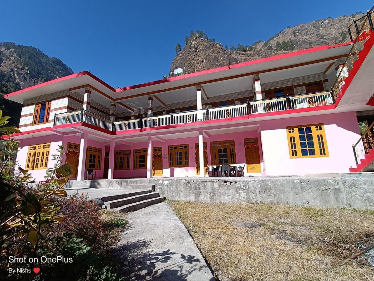 Chojh Inn Cafe & Homestay Kasol Bagian luar foto